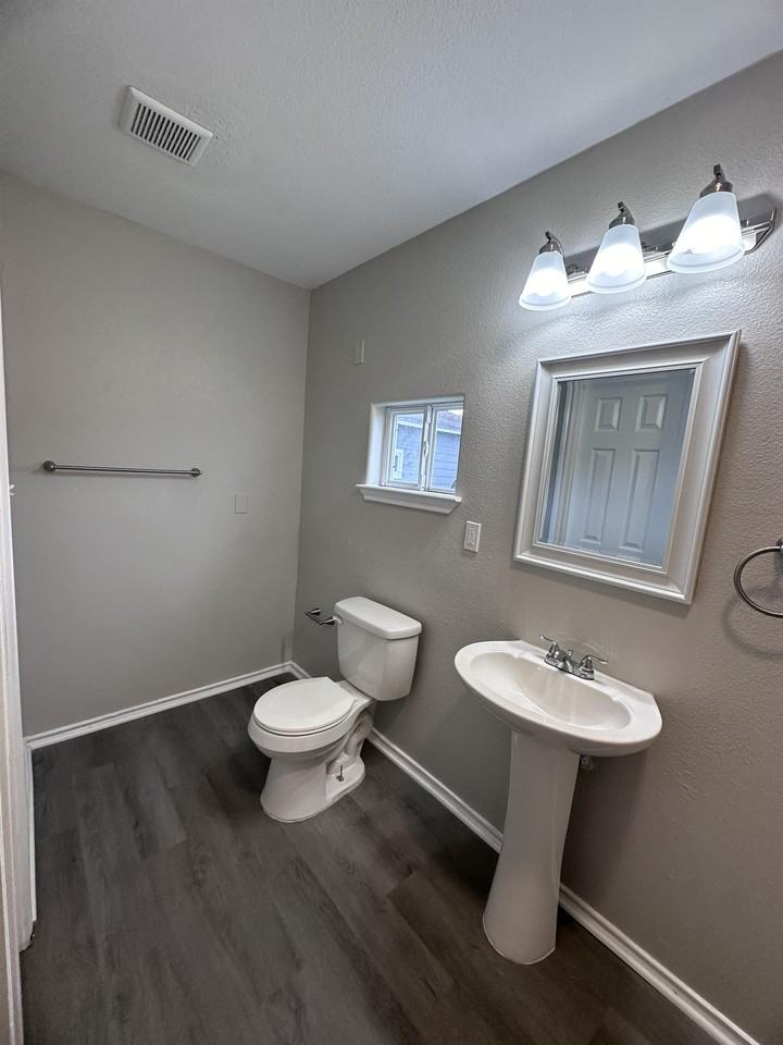 118 Lowell St #3 - Photo 7 of 25
