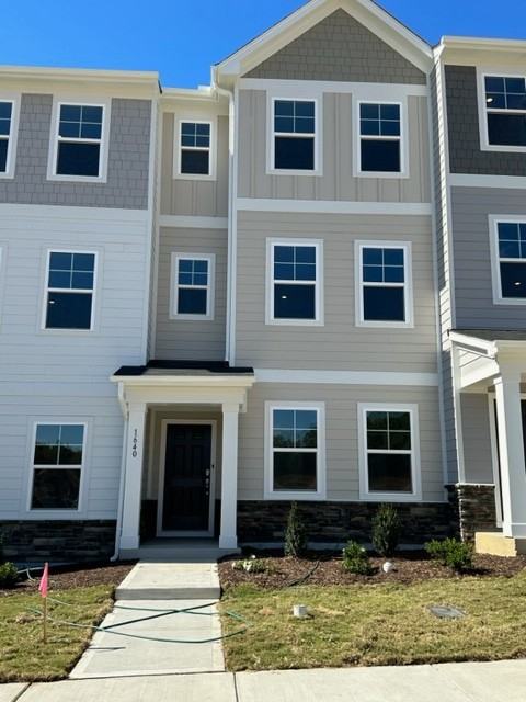 1642 Kipp Ln - Photo 4 of 41