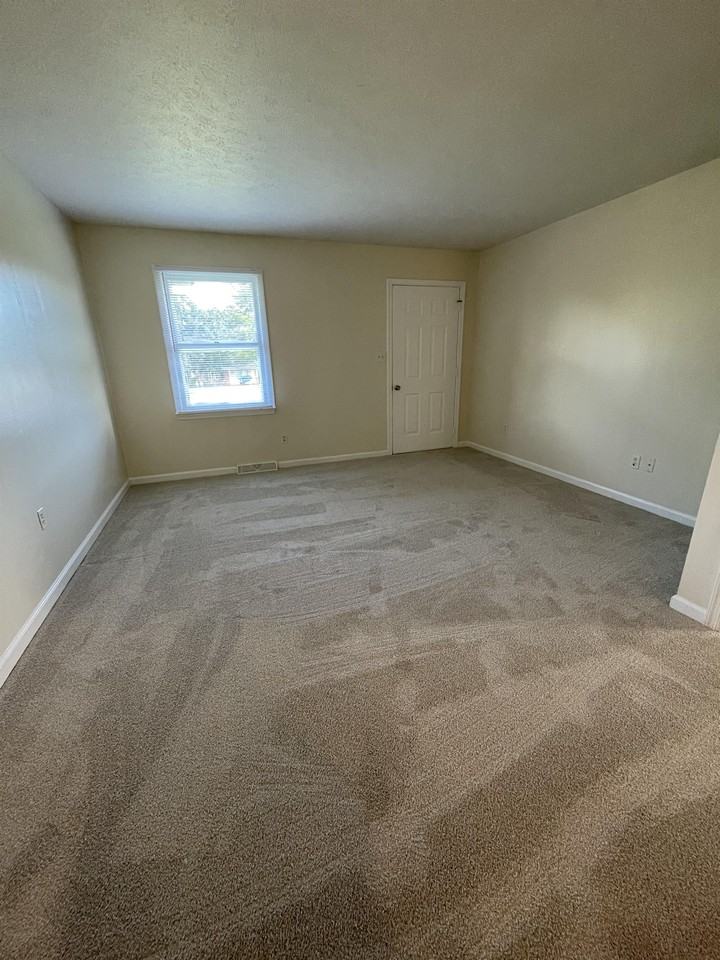 156 Dixie Airport Rd #1 - Photo 2 of 9