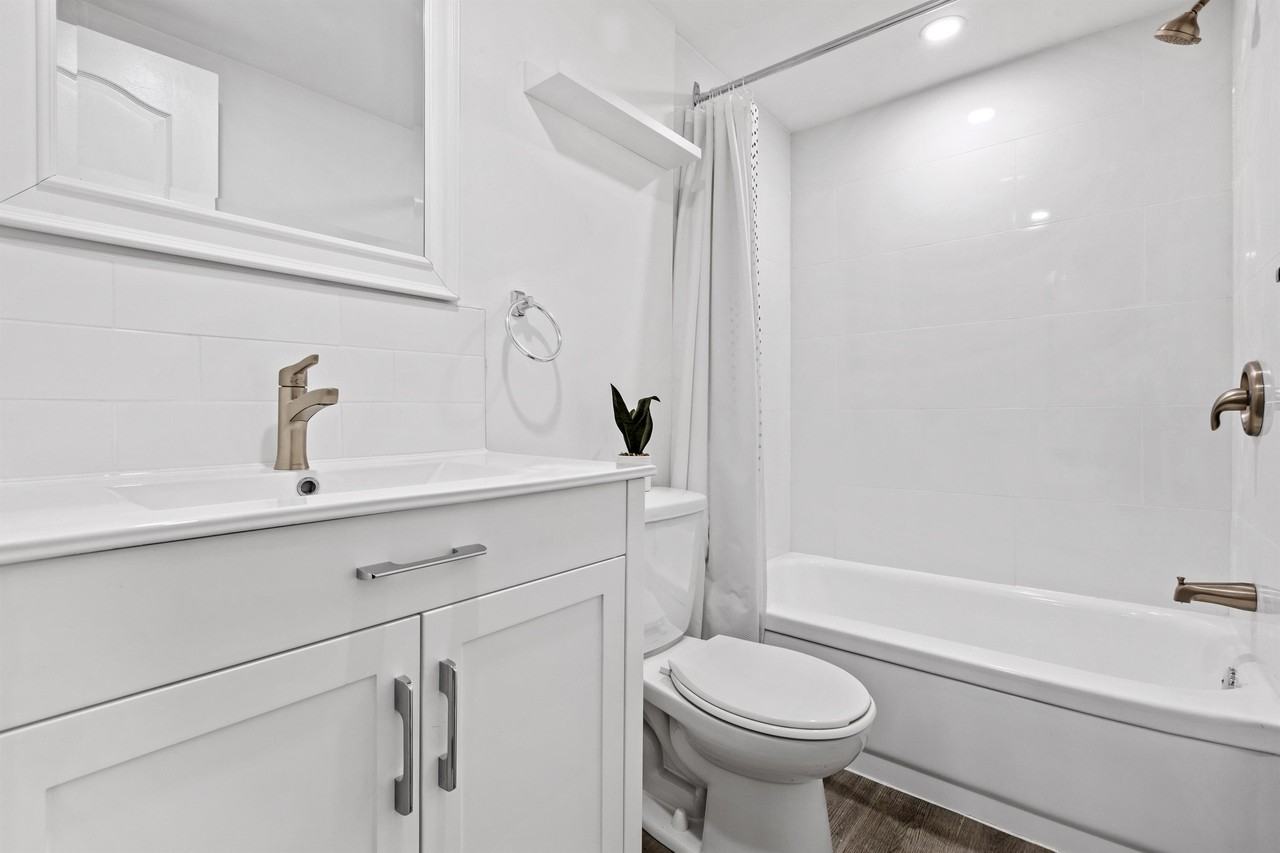 228 Lebreton St N #1 - Photo 7 of 12