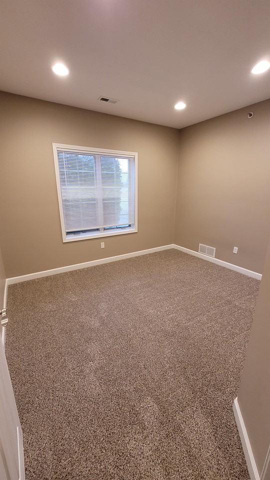 7402 Lions Gate Pkwy #7402 - Photo 3 of 10