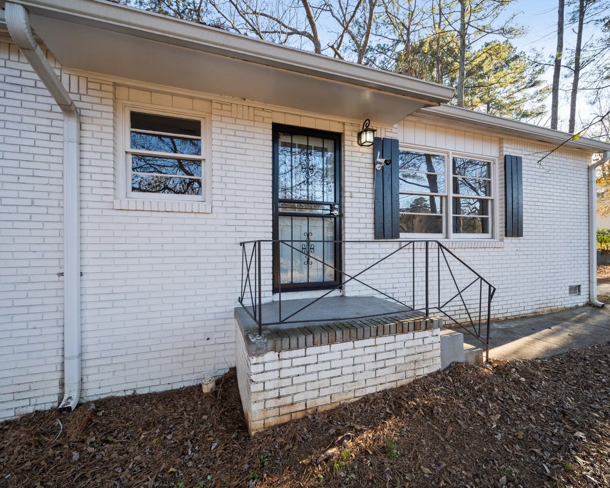 2371 Swallow Cir Se #1 - Photo 2 of 33