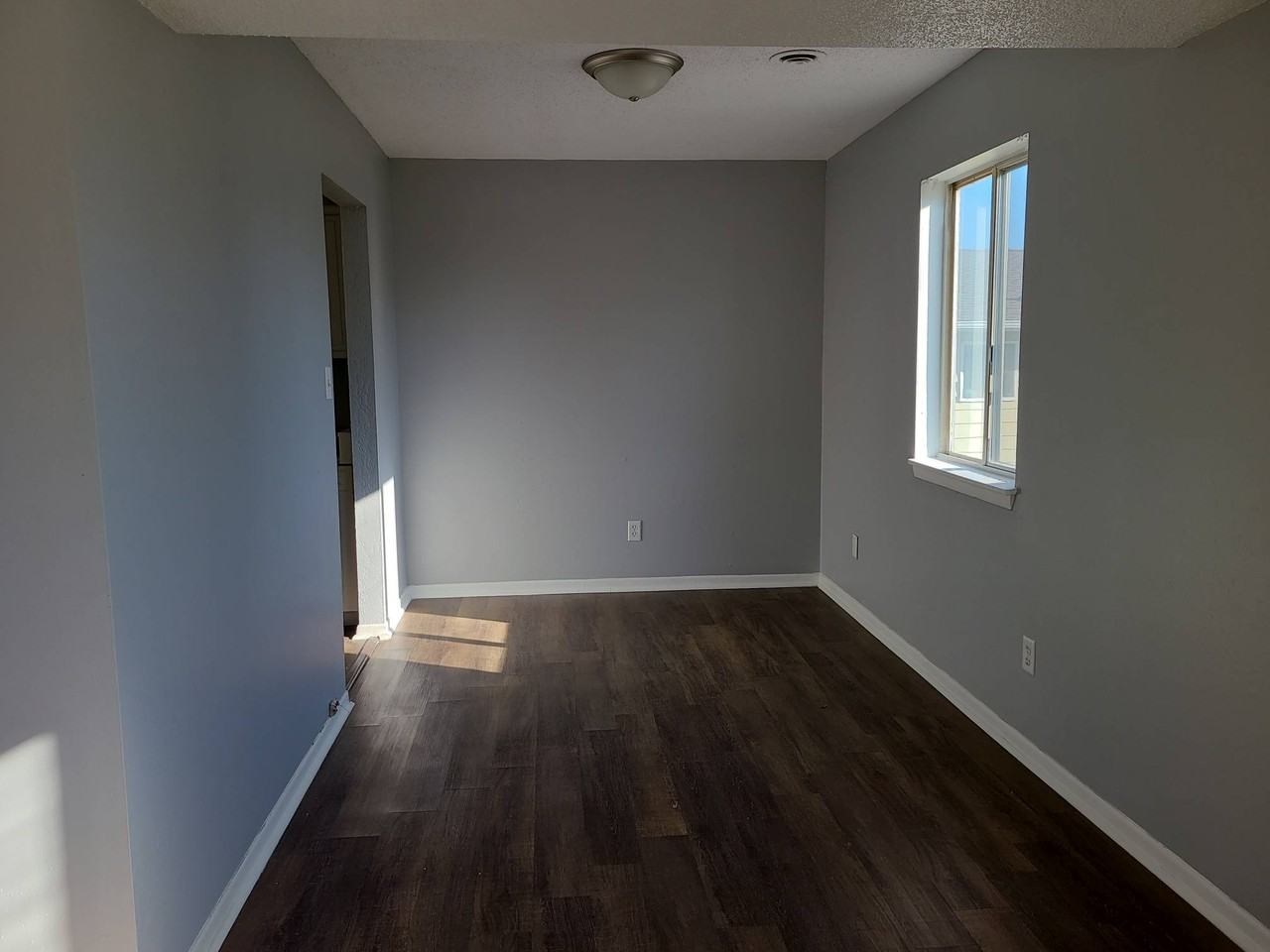 87 Manor Dr #87 - Photo 2 of 7