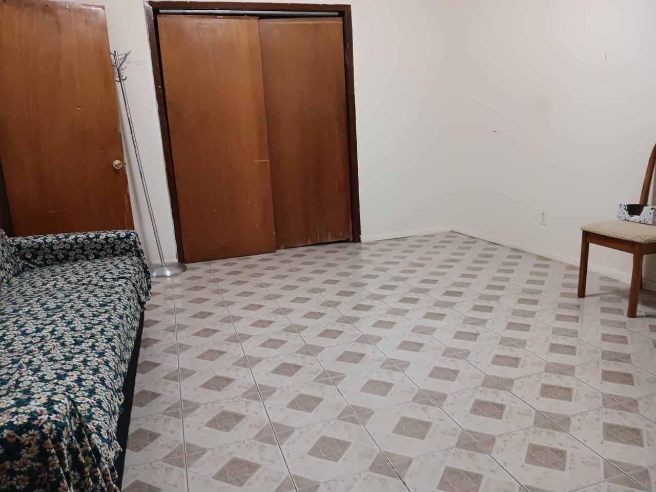 97 Quentin Road 1F - Photo 2 of 8