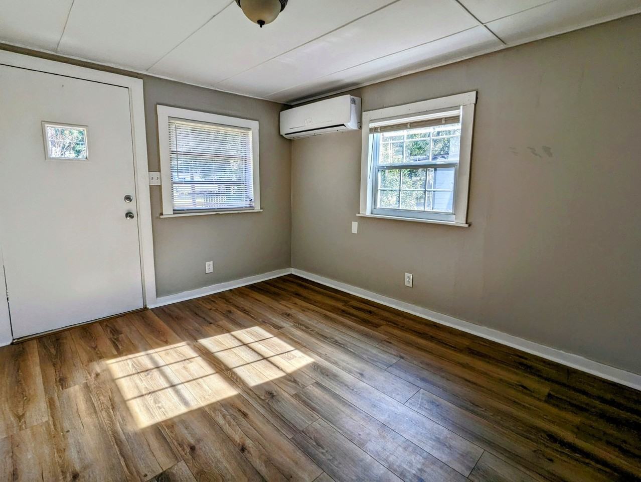 7566 Owl Rd - Photo 3 of 12