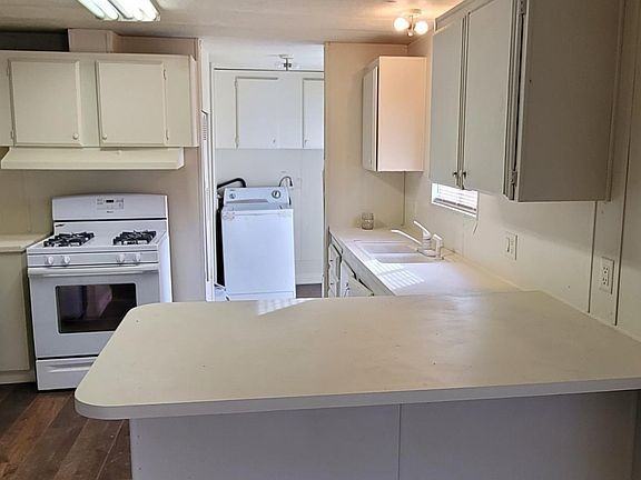 11786 Valle Vista Rd - Photo 3 of 23