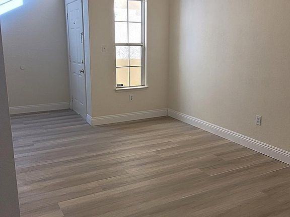 7512 Golden Rise Ct - Photo 2 of 9