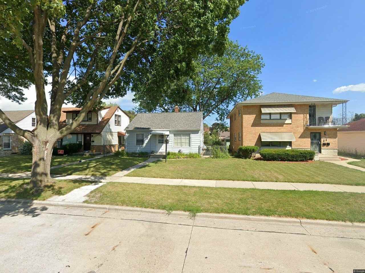 4418 N 67th St, Milwaukee, WI 53218 2 Bedroom House for 1,000/month Zumper