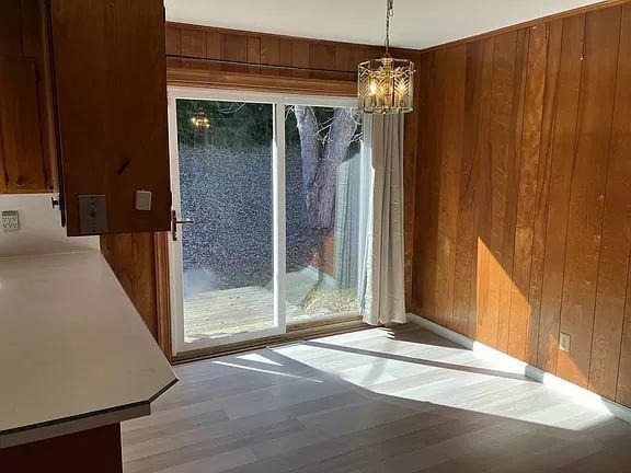 3606 Inverness Dr - Photo 2 of 6