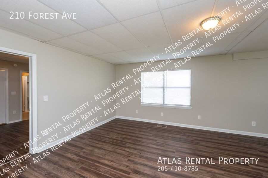 210 Forest Ave - Photo 6 of 19