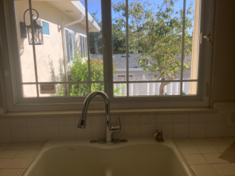 132 Stephen Pl - Photo 2 of 33