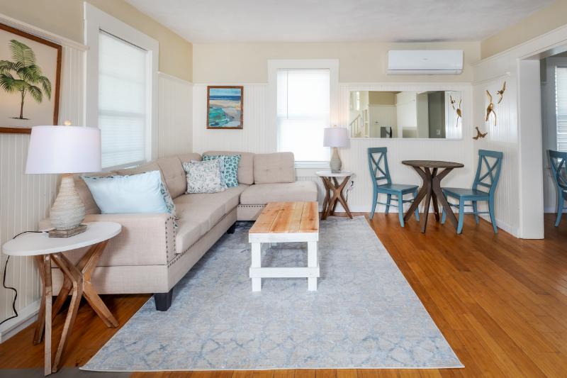 15 L St - Photo 3 of 14