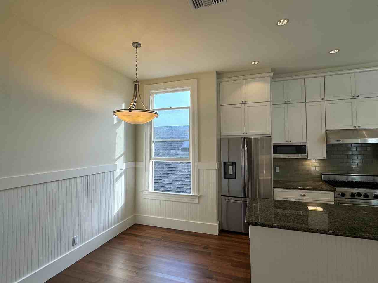 1907 Golden Gate Ave #1907 - Photo 3 of 16