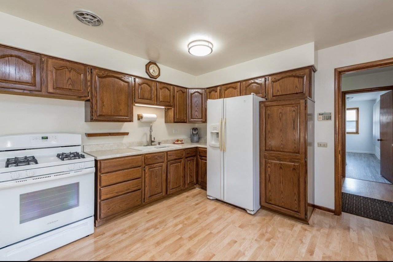 2519 9th Pkwy #NA - Photo 2 of 10