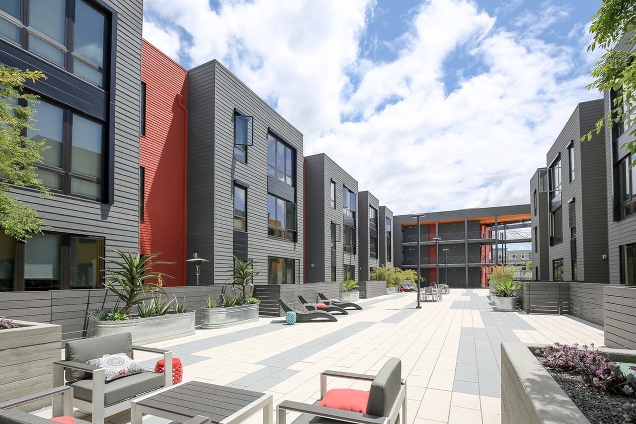 401 Derby - Photo 6 of 35