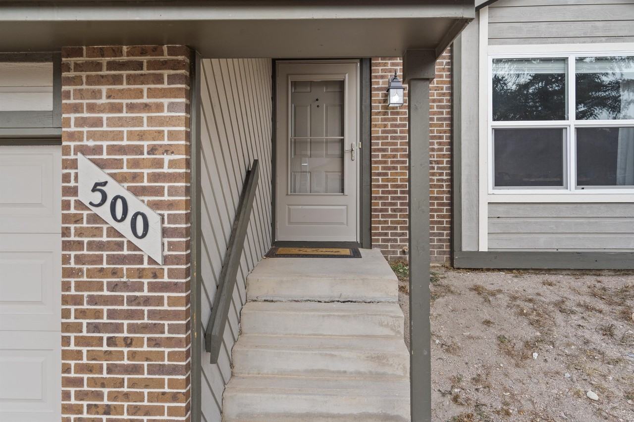 500 Trumbull Lane #1 - Photo 6 of 47