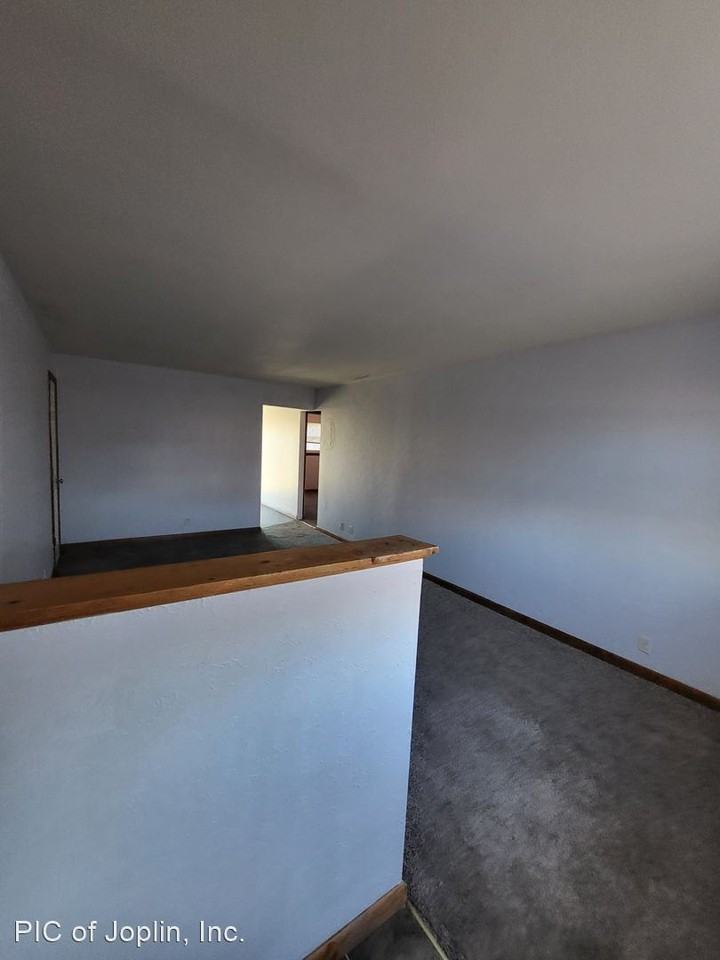 1625 Michigan - Photo 3 of 13