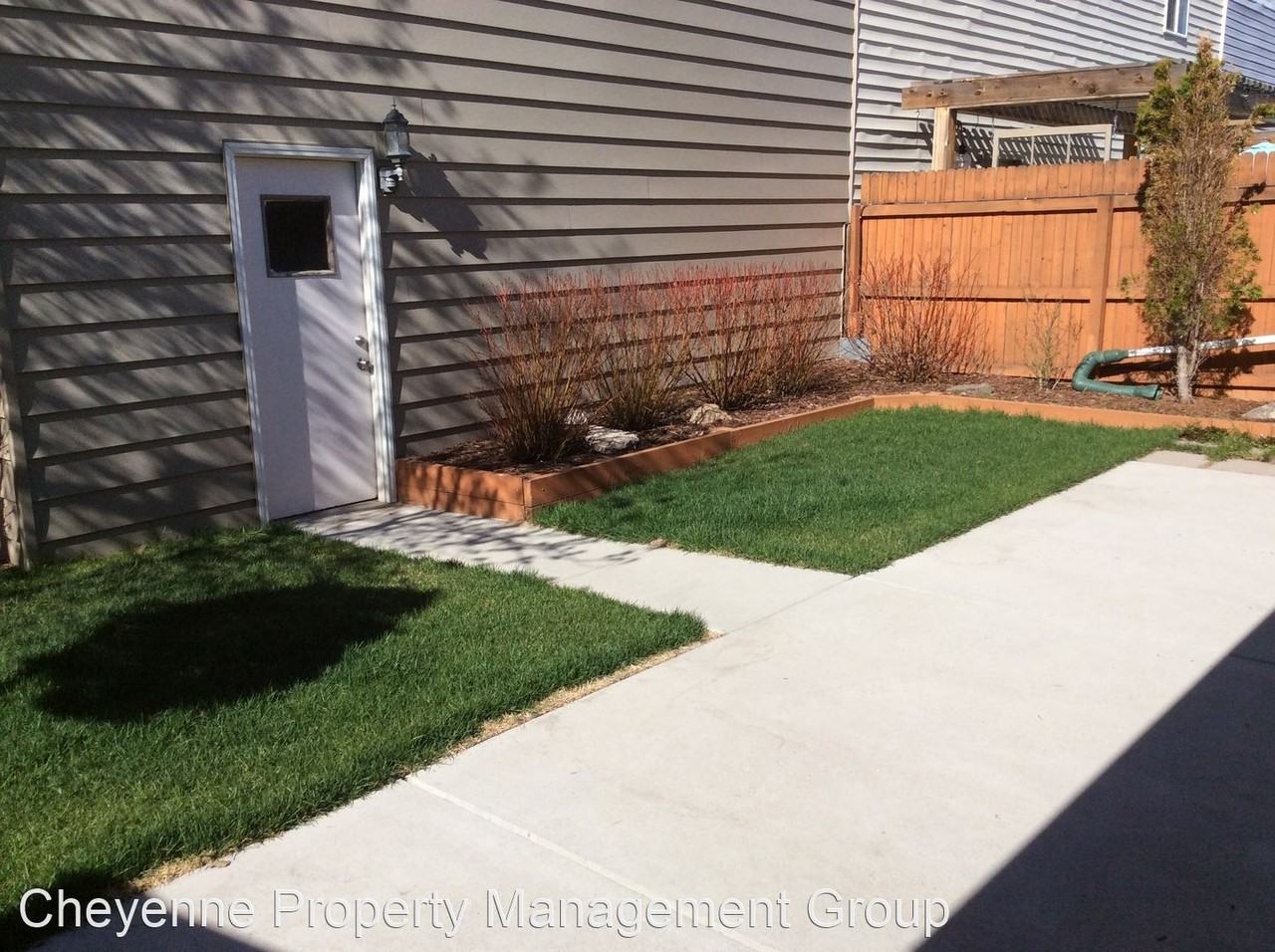 4930 E 13th St - Photo 2 of 12