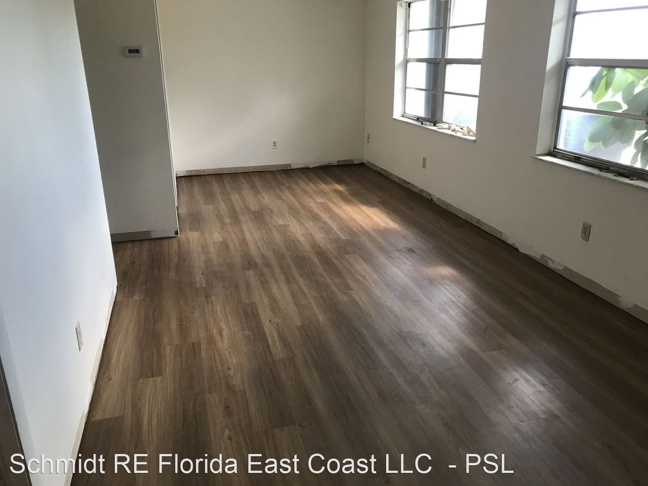 807 S 6th St #A - Photo 2 of 9