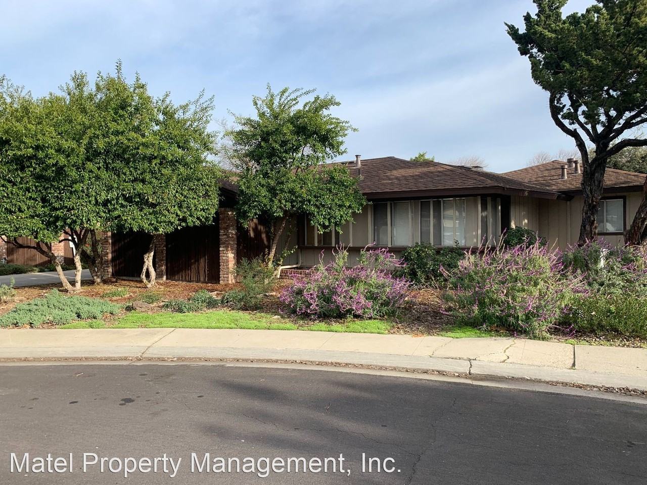 2816 THORNTON CT - Photo 2 of 31