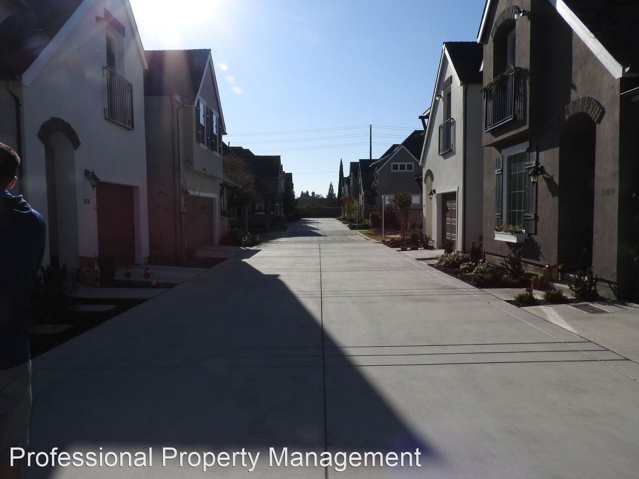 1016 Teresa Pl - Photo 3 of 22