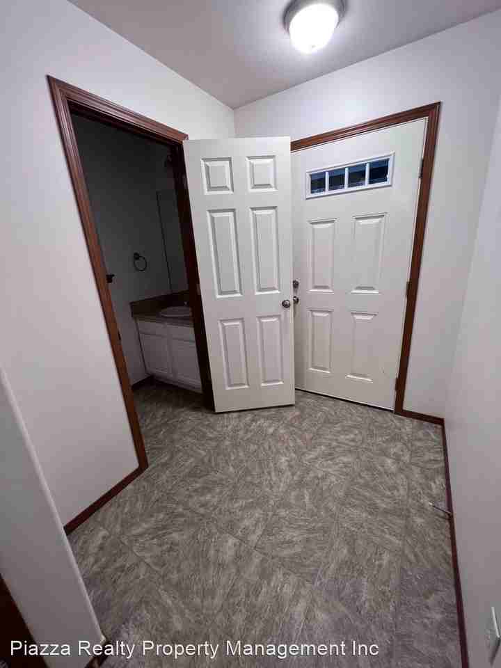 434/436 Oak Hill Lane - Photo 3 of 18