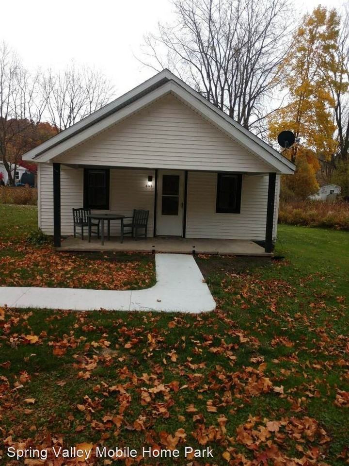 6460 Northland Dr NE - Photo 3 of 18