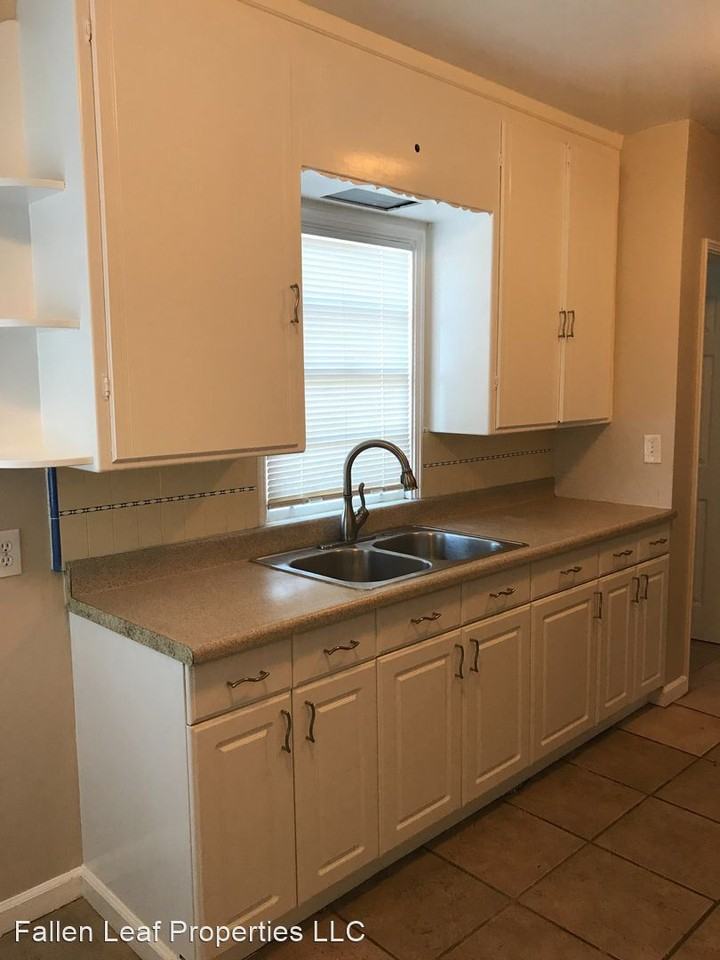 8010 Ney Ave - Photo 3 of 23