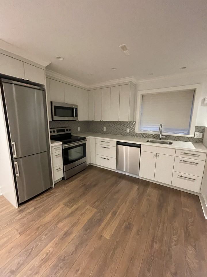 1427 West 40th Avenue, Vancouver, BC V6M 1V5 1 Bedroom House for 2,000