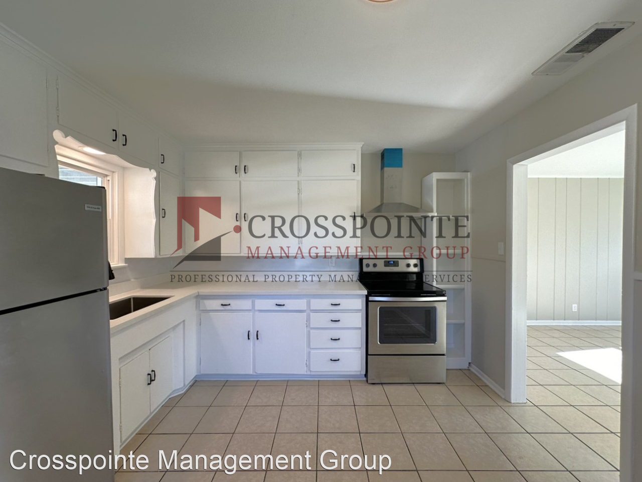 Parklen/Porter Duplex - Photo 3 of 12