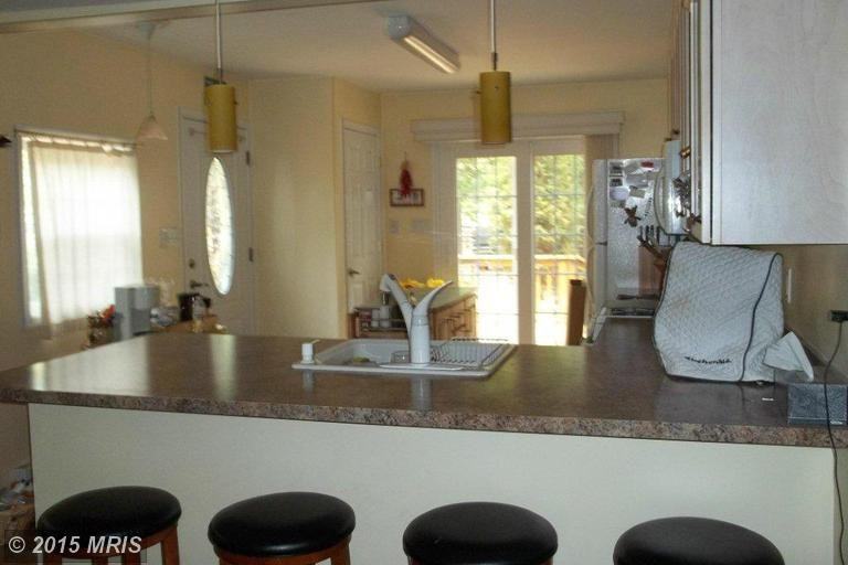 18379 River Rd - Photo 3 of 26