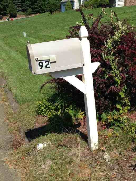 92 Sunny Meadow Rd - Photo 2 of 10