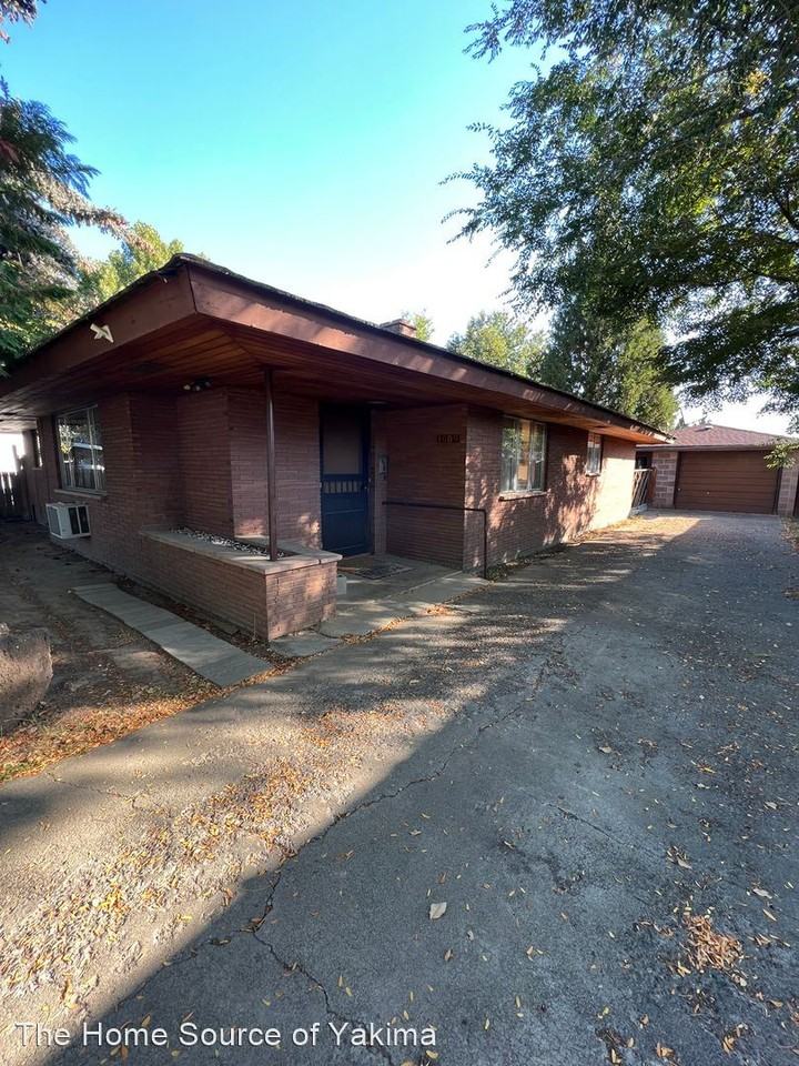 1609 S 15th Ave, Yakima, WA 98902 3 bedroom House Rental Zumper