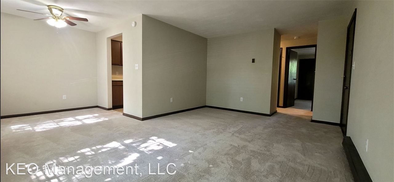 1260 Sanlor Avenue - Photo 3 of 10