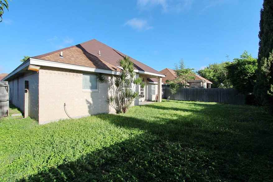 3608 N 32nd St - Photo 3 of 7