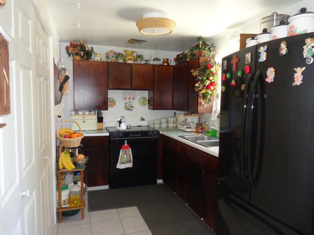 1652 La Vega Ave - Photo 2 of 6