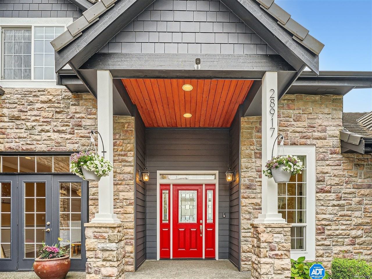 28917 Sound View Dr S - Photo 3 of 32