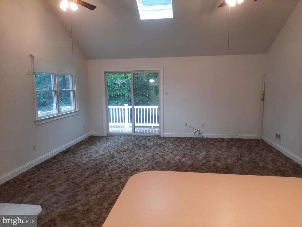 1246 Bridgeton Hill Rd - Photo 3 of 5