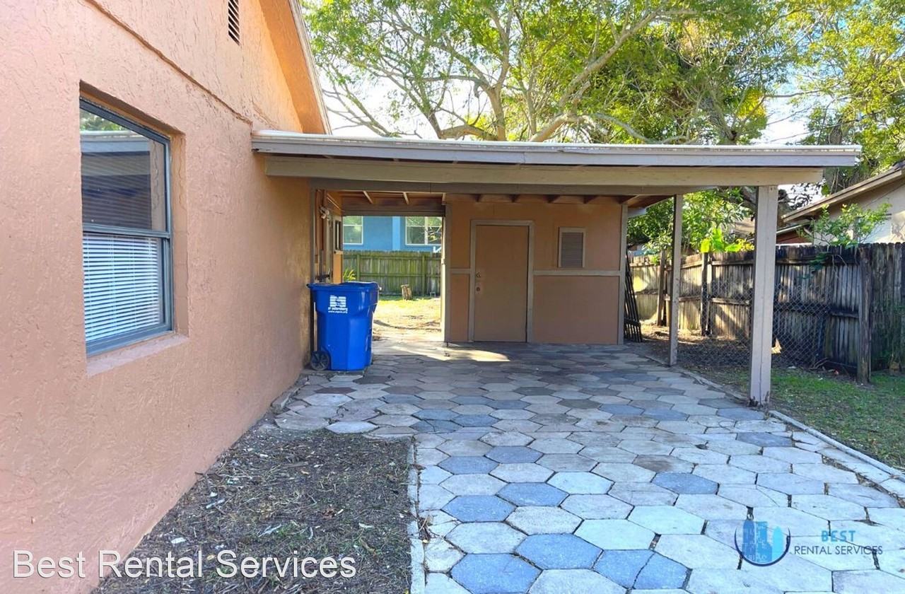 232 83rd Ave N - Photo 2 of 19