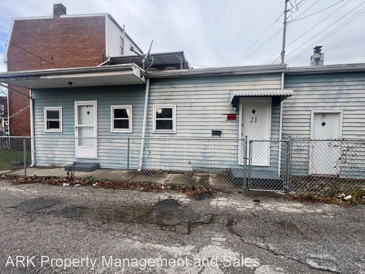 21 N State Street - Photo 2 of 13