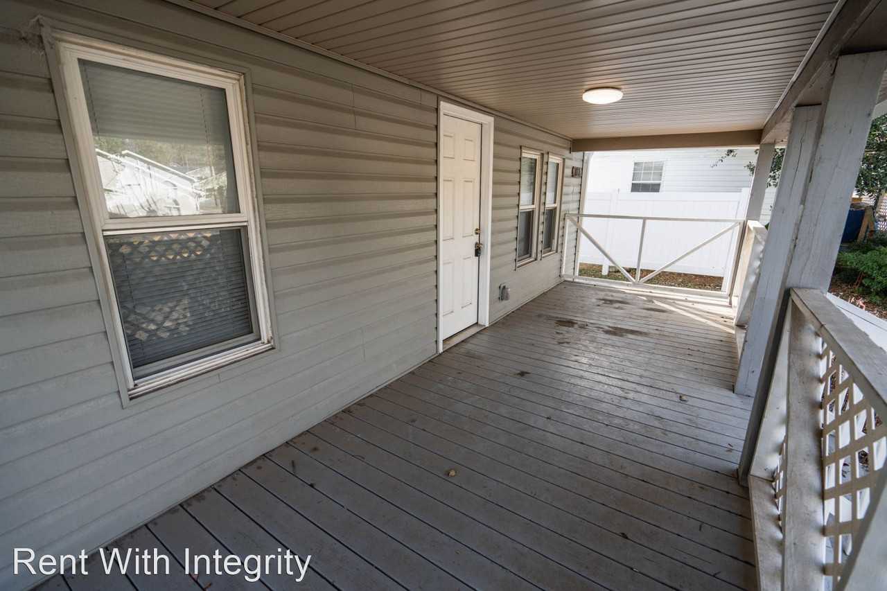 727 W Brevard St - Photo 3 of 38