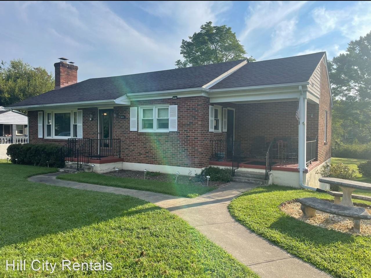 2411 Lone Jack Rd, Lynchburg, VA 24501 3 Bedroom House for 1,300/month