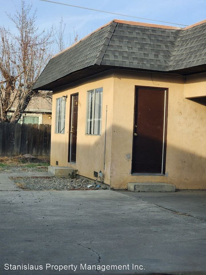 1433 South Ave - Photo 3 of 22