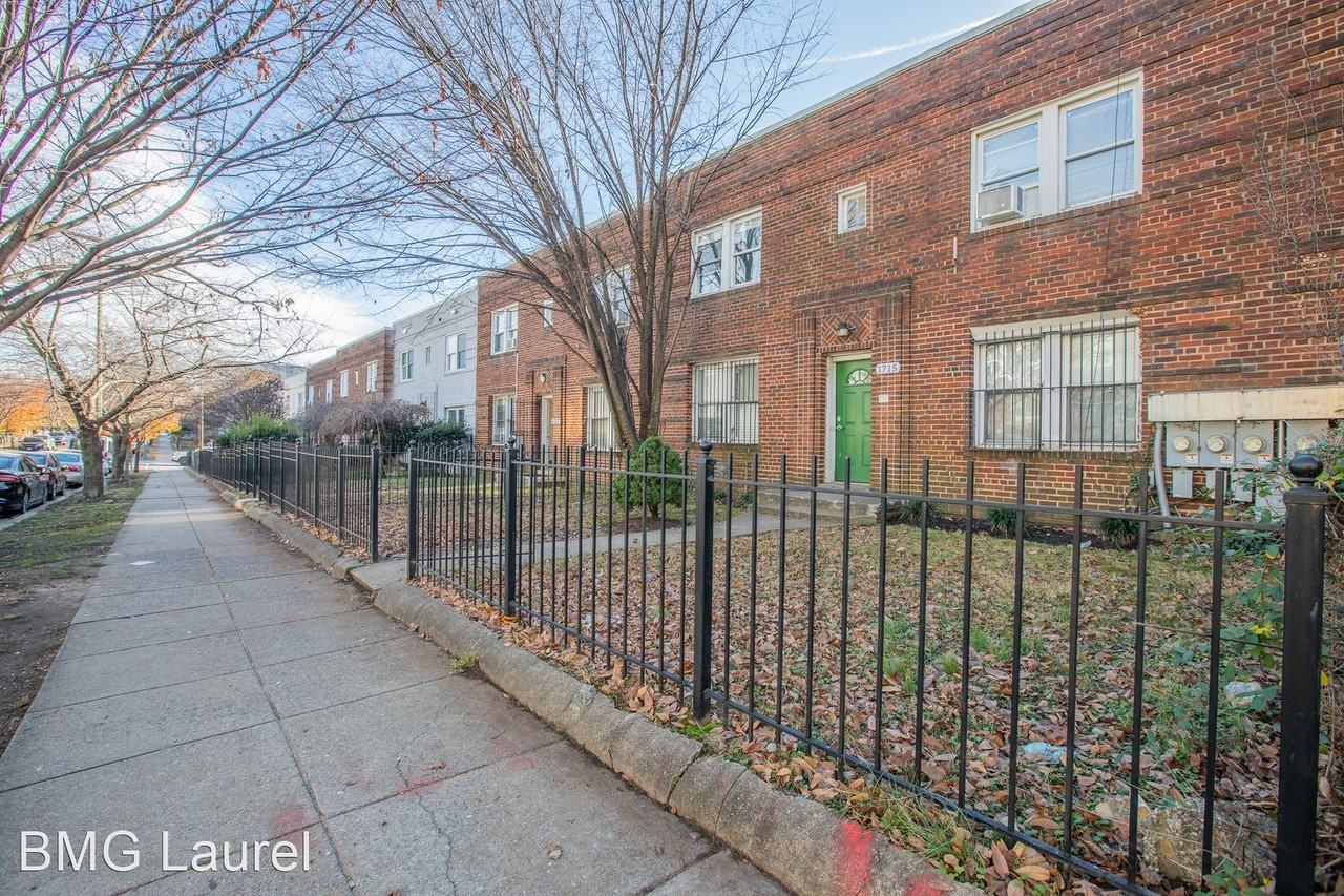 1715 H St NE - Photo 2 of 13
