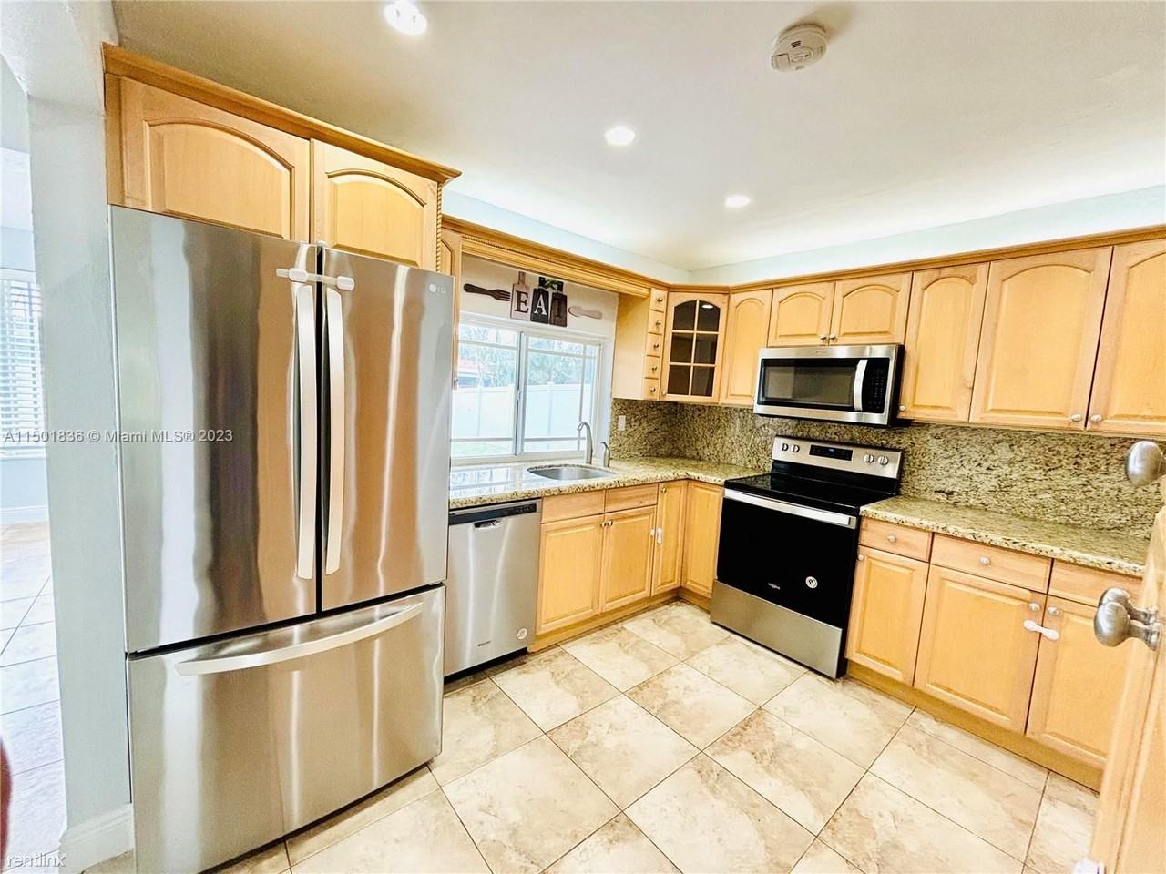 8690 Nw 16th St - Photo 2 of 15