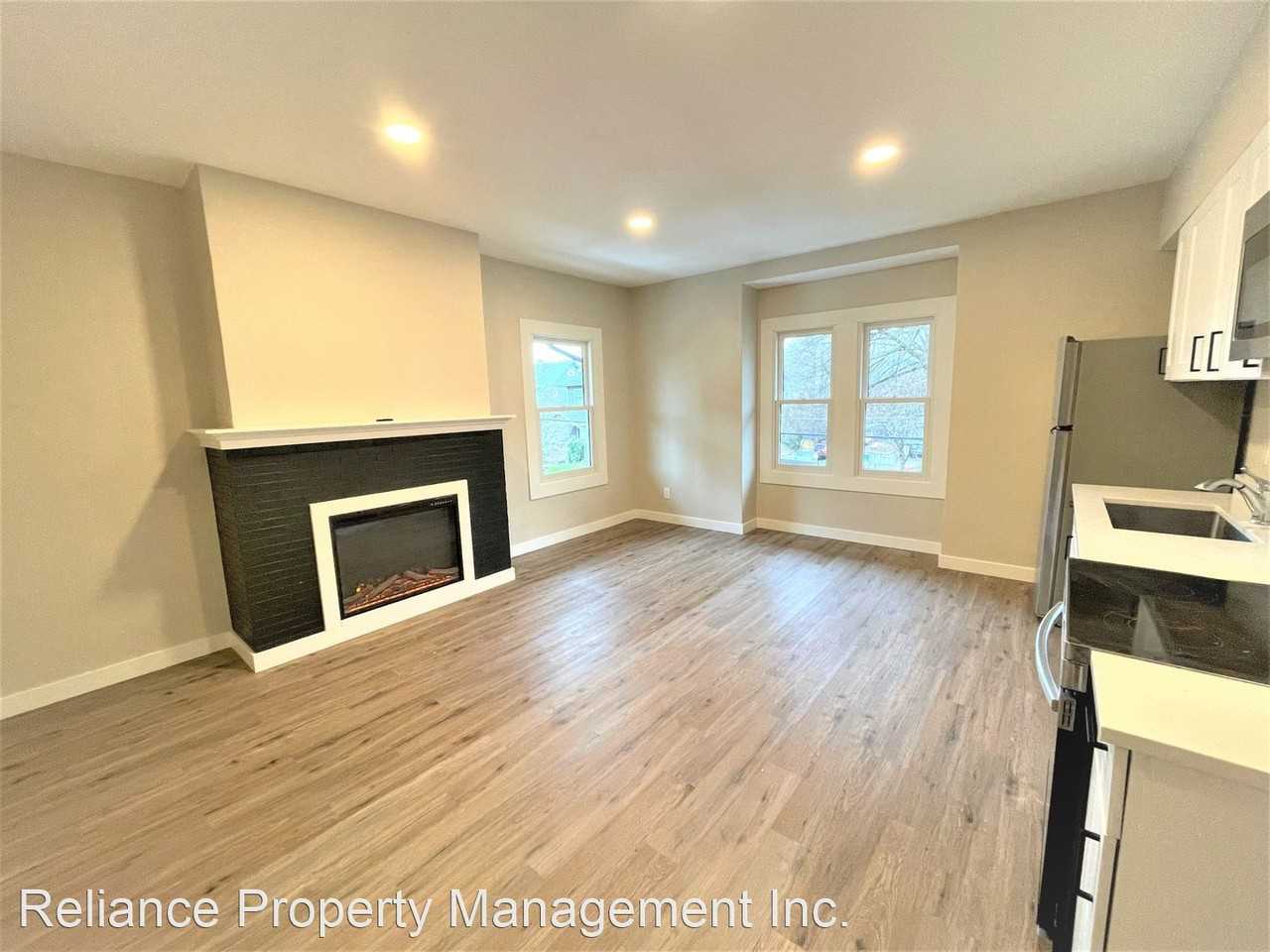 1804 NE 14th Ave - Photo 3 of 18