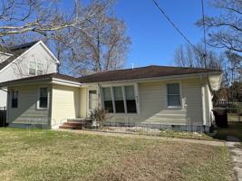 featured image of 816 Mullen Rd