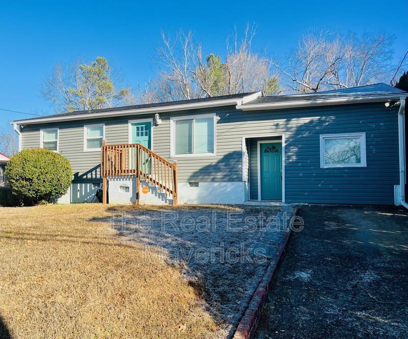 533 E 52nd St, Chattanooga, TN 37410 3 Bedroom House for 1,550/month