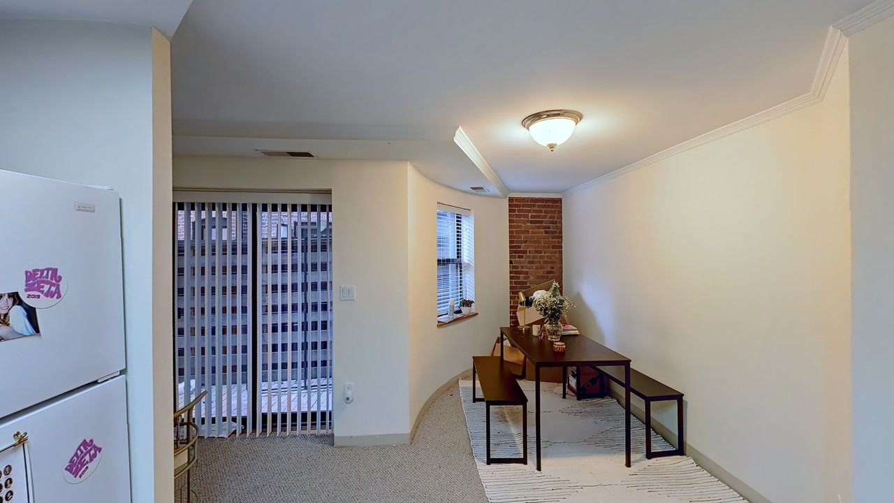 Gainsborough St #007 - Photo 5 of 13