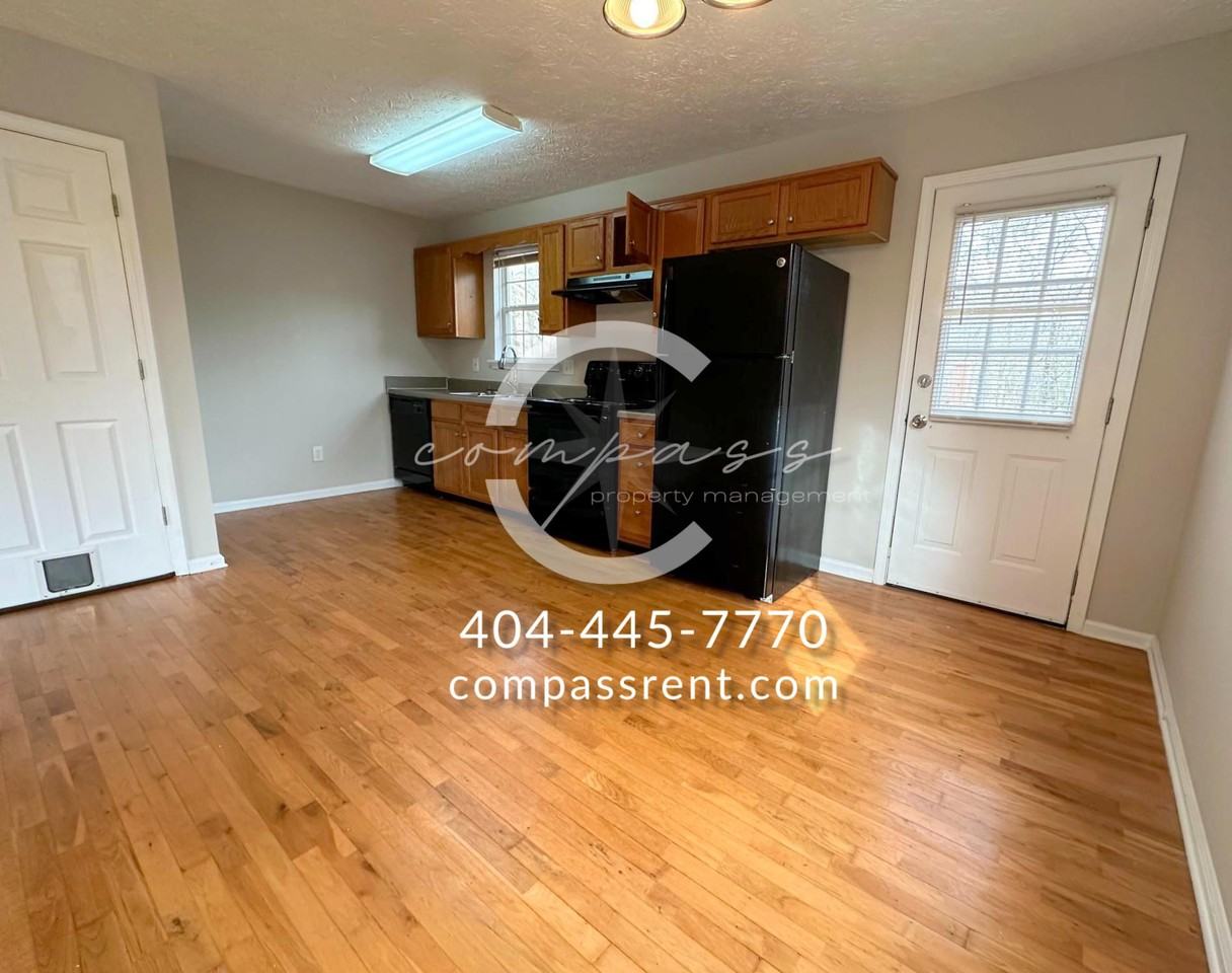 484 Rustin Dr - Photo 5 of 20